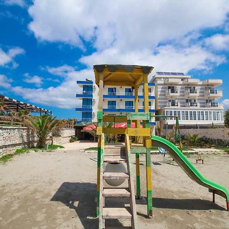 Hotel Zverneci Экстерьер фото