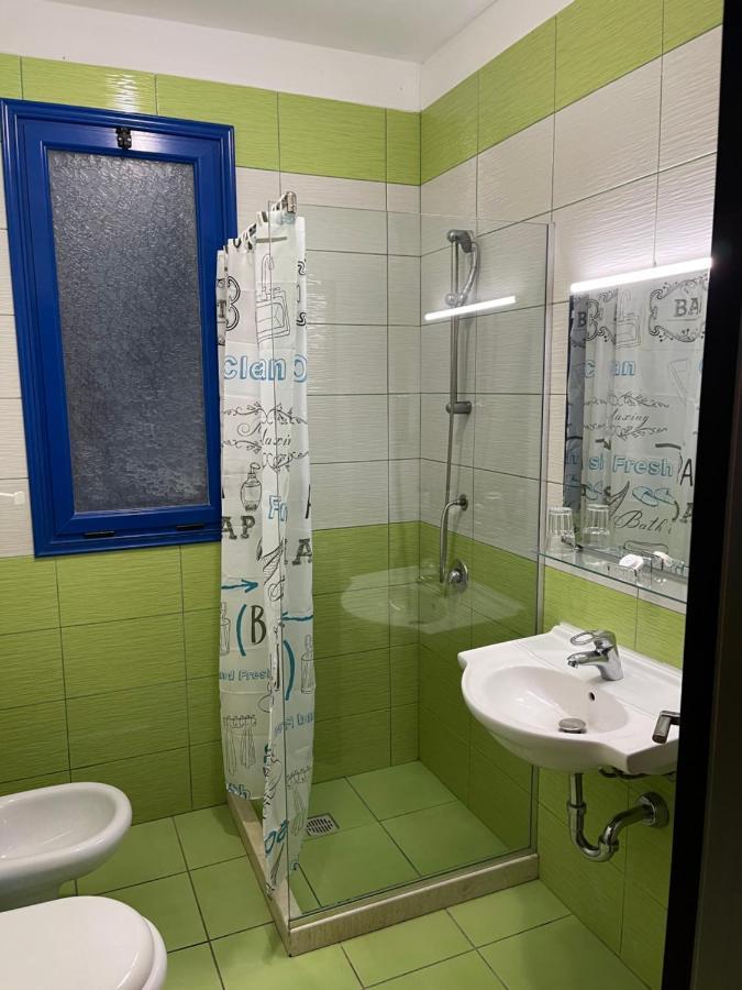 Hotel Zverneci Экстерьер фото